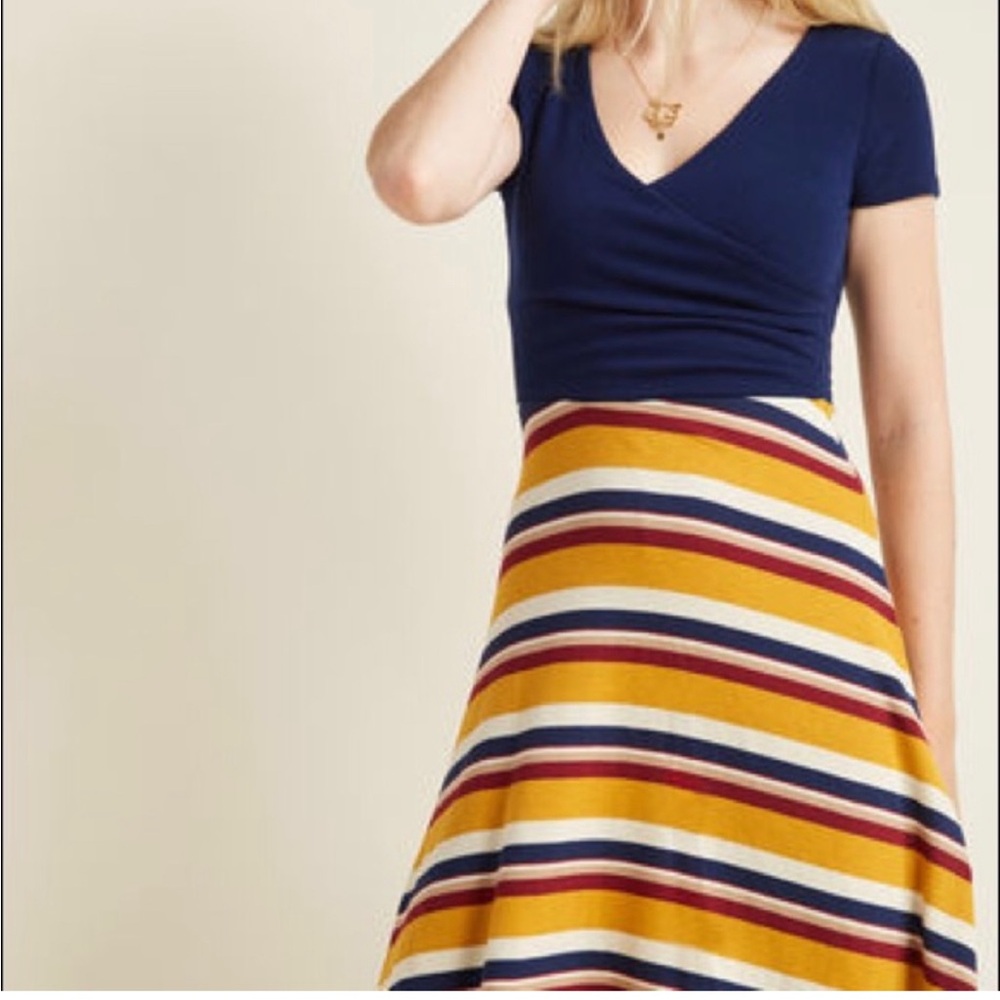 Modcloth Navy Mustard Maroon Striped Dress Size Medium- Made in 🇺🇸